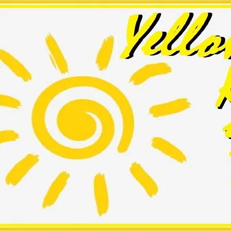 - Private Garden- Access Pusiano - Villa Merone
