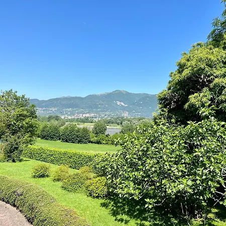 Villa - Private Garden- Access Pusiano -