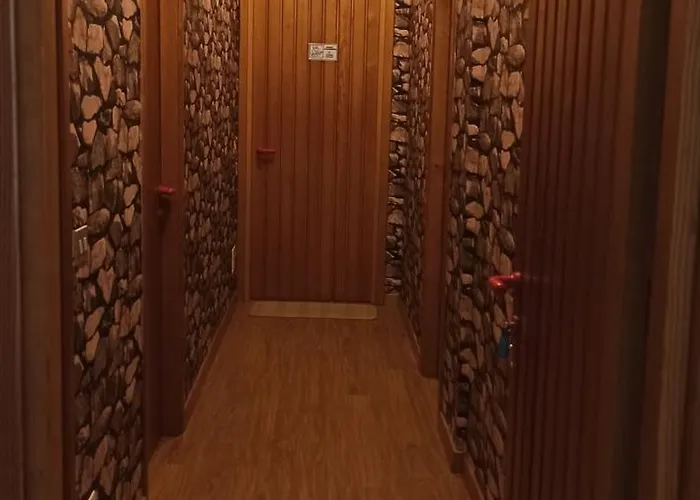 Villa - Private Garden- Access Pusiano - *