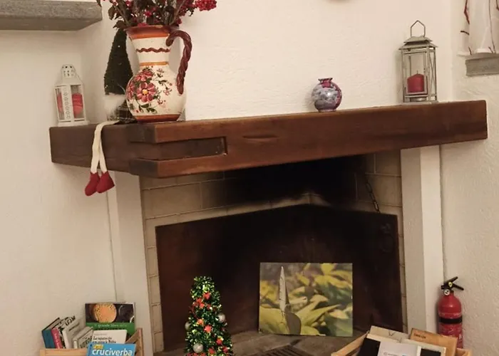 - Private Garden- Access Pusiano - Villa Merone