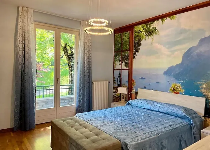 Villa - Private Garden- Access Pusiano - *