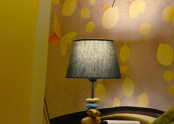 - Private Garden- Access Pusiano - Villa