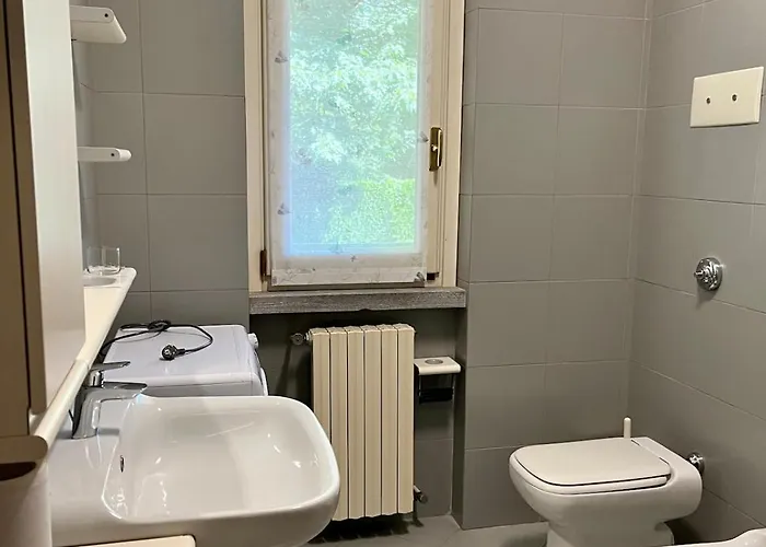 - Private Garden- Access Pusiano - Villa