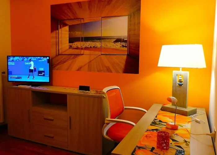 - Private Garden- Access Pusiano - Villa *