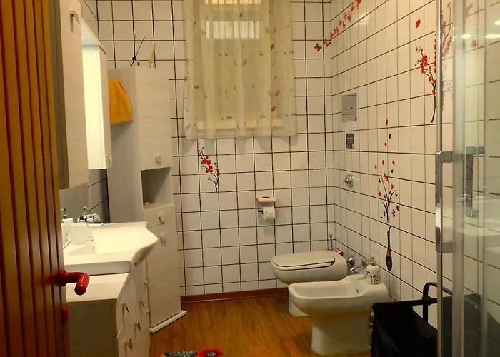 - Private Garden- Access Pusiano - Merone