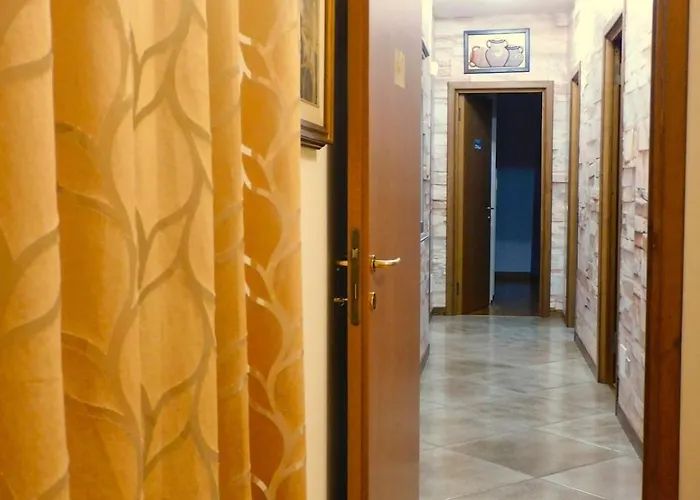 - Private Garden- Access Pusiano - * Merone