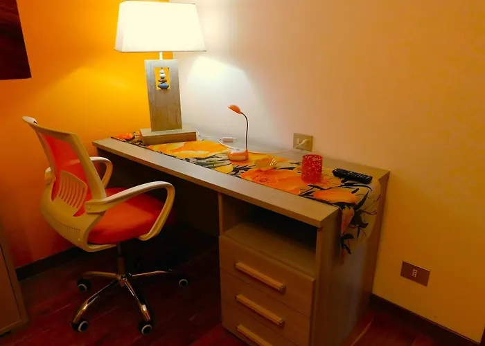 - Private Garden- Access Pusiano - *