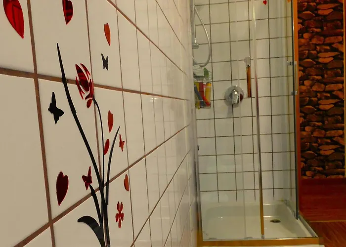 - Private Garden- Access Pusiano - Merone