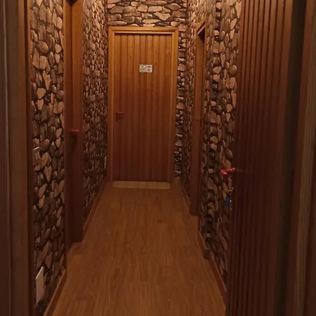 Вилла Villa Merone - Private Garden- Access Lake Pusiano - *