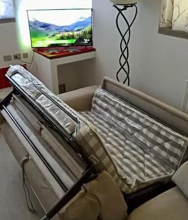 Villa Merone - Private Garden- Access Lake Pusiano - Вилла *