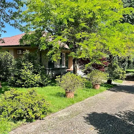 Villa Merone - Private Garden- Access Lake Pusiano - Мероне