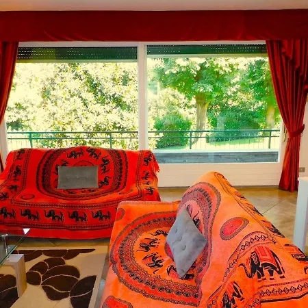 - Private Garden- Access Pusiano - *