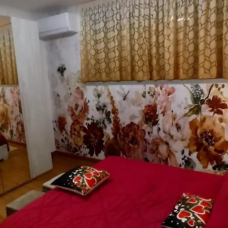 - Private Garden- Access Pusiano - * Merone